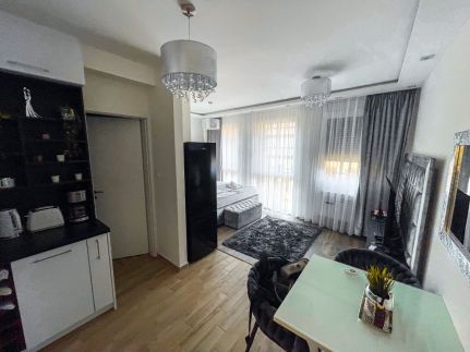 Rebany Apartman 215