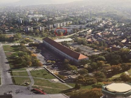 Kislakás a Béke téren7