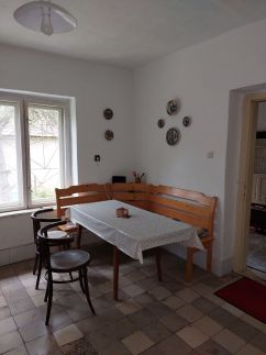 Tanító úr háza11