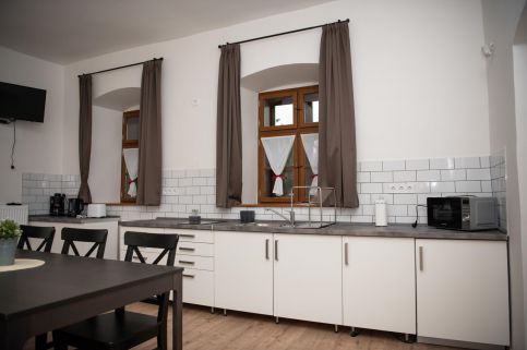 Prefektus Apartmanház4