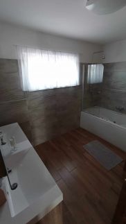 Klau & Bali Apartmanház16