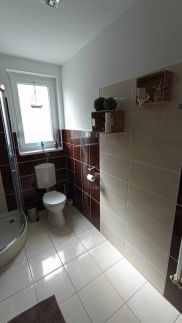 Klau & Bali Apartmanház23