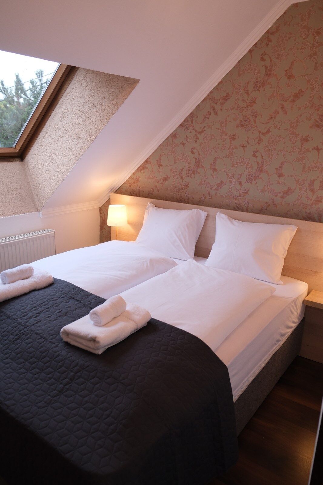 Trón Apartman 2 – Siklós fotó 1
