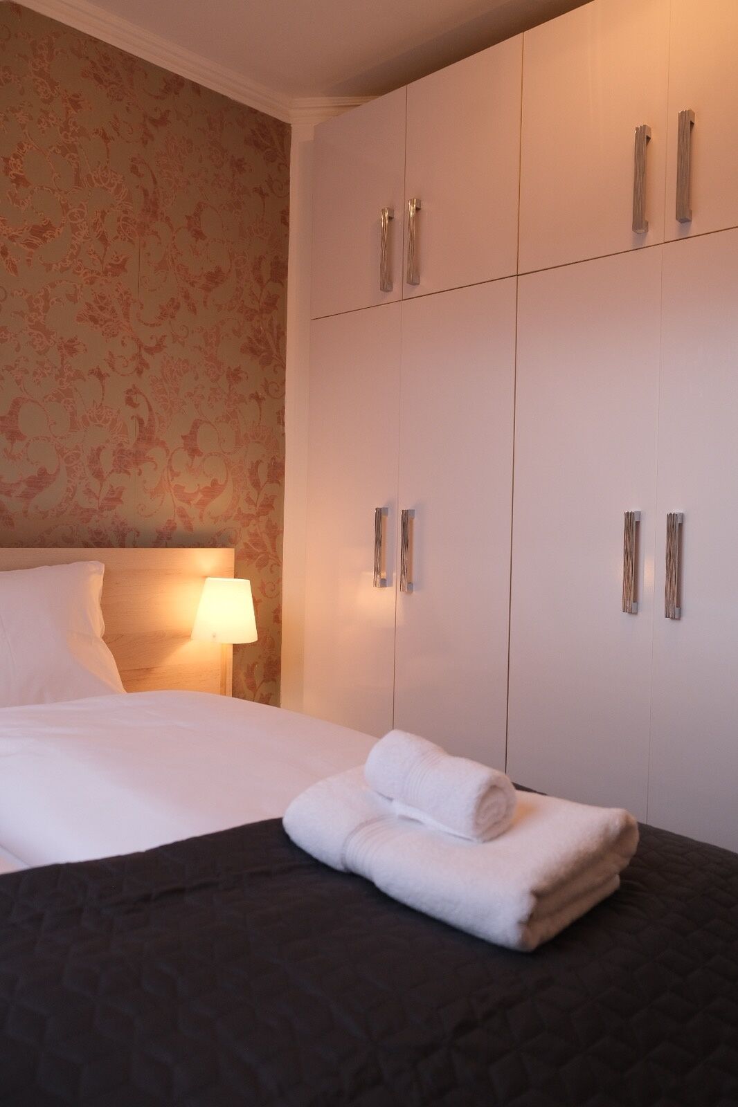 Trón Apartman 2 – Siklós fotó 3