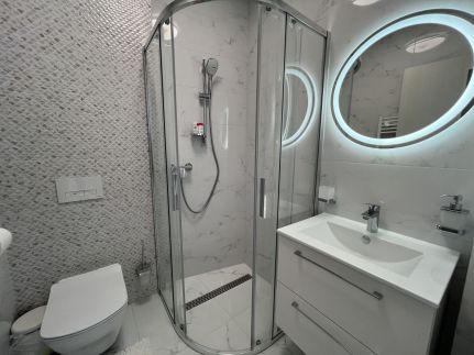 Astra Lux Apartments16