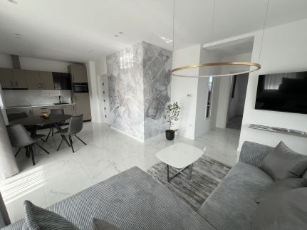 Astra Lux Apartments18