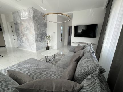 Astra Lux Apartments19