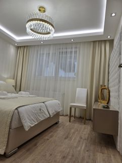 Rebany Apartman 350