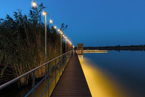 Donautica Étterem és Hotel8