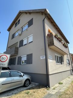 Aréna Apartman1