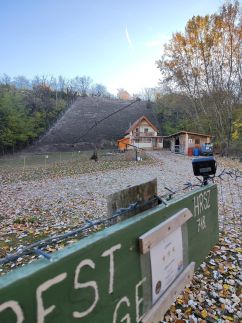 Forest Cottage 202445