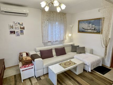 Neva Apartman29