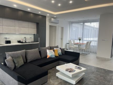 Exkluzív Penthouse Apartman Pécs2