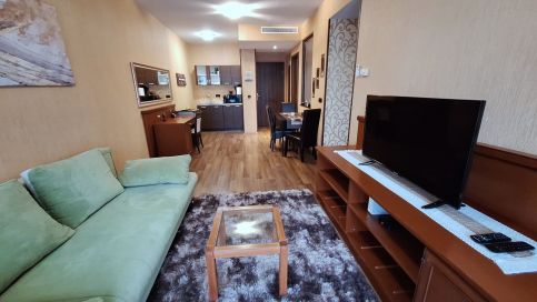 Silver Marina Apartment13