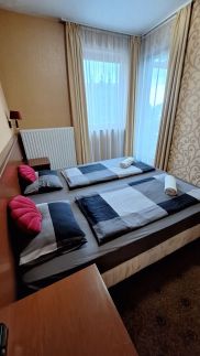 Silver Marina Apartment18