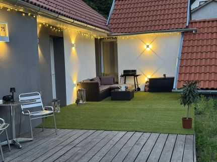 Házikó a város felett11