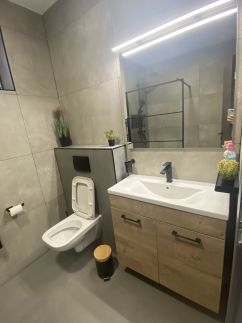 Waikiki Apartman House with Jacuzzi13