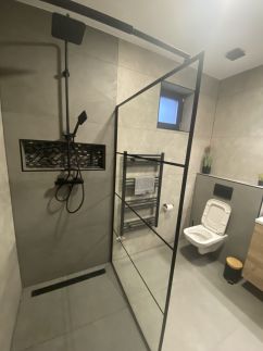 Waikiki Apartman House with Jacuzzi15