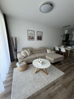 Lelle Resort Apartman1