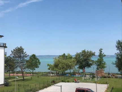 Optimist Studio Apartman1