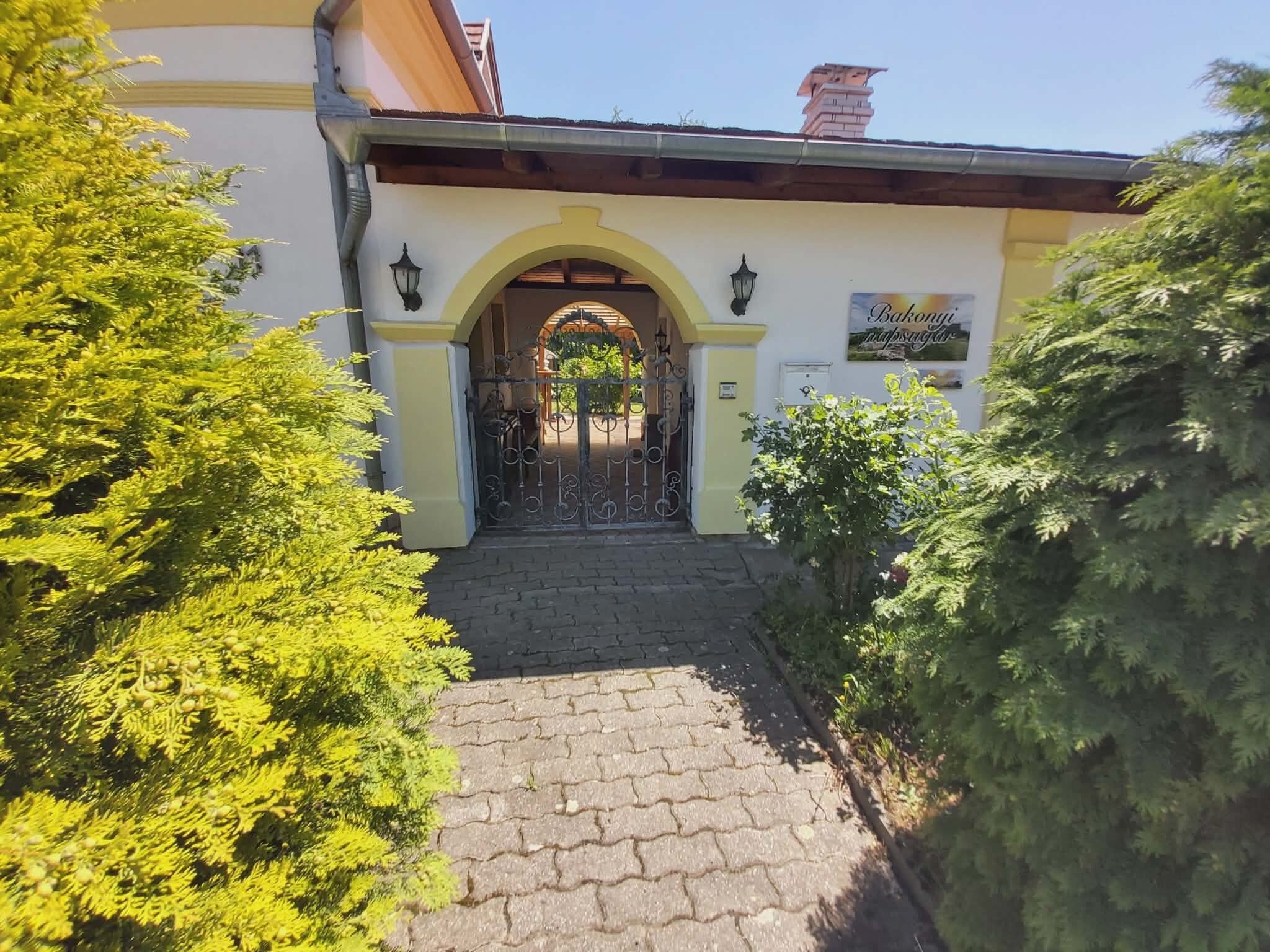 Bakonyi Napsugár Vendégház – Döbrönte fotó 36