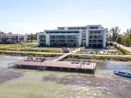 Sunset Resort 401 Apartman8