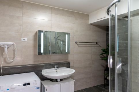 BlueLake at Sunset Resort Apartman8