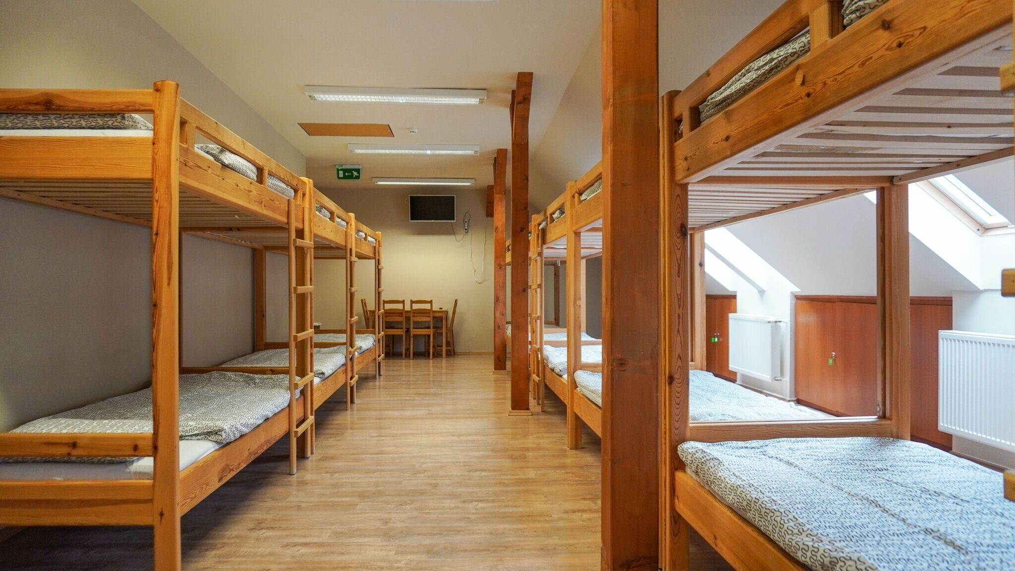 Erdei Óvoda és Iskola – Komlóska