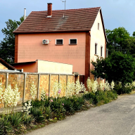 Júlia Apartmanház