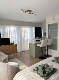 HelloWine Apartman II27