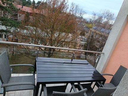 Medencés Apartmanház8