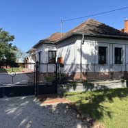 Annushka Apartman