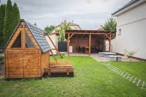 Két Zsiráf Vendégház5