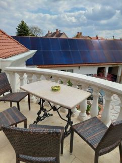 Gombos Apartman 12