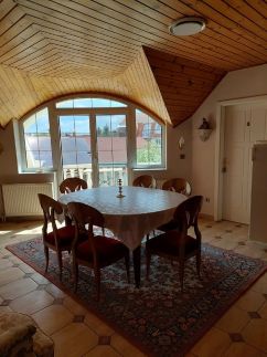 Gombos Apartman 16