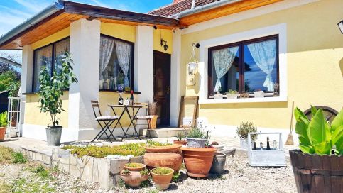 Lady Lavender House19