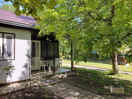 Gesztenyés Üdülő35