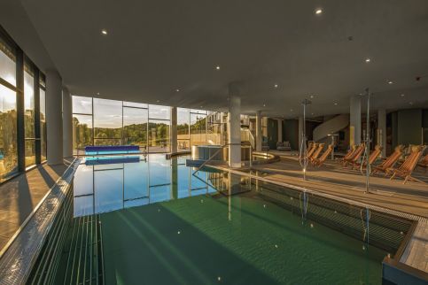 Hotel44