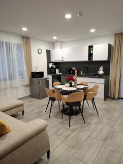 Emili Apartman88
