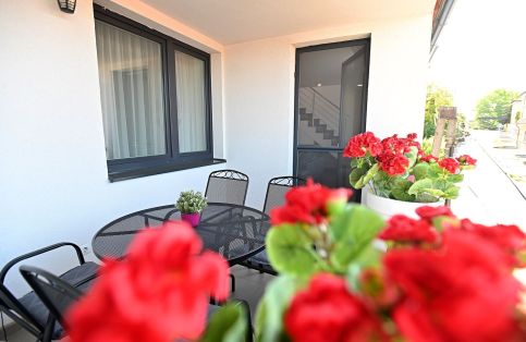 ONE Luxury Grand Suite9