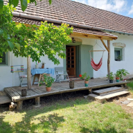 Aracsa Farm és Vendégház