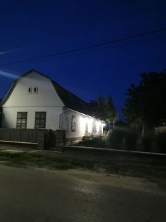 Lelle Cottage Vendégház1