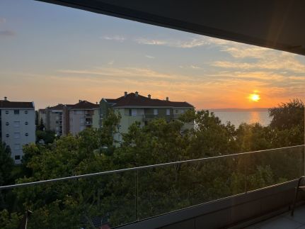 Summer Vibe Wave Apartman13