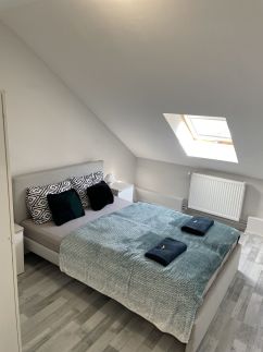 Green Gables Apartman13