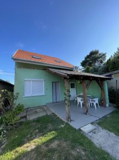 Green Gables Apartman1