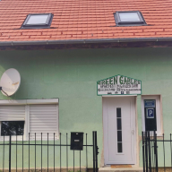 Green Gables Apartman