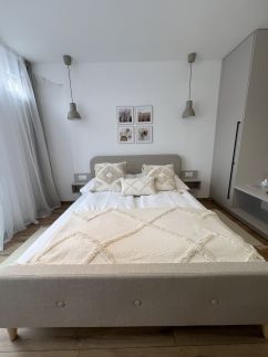 Geri Harmony Home10