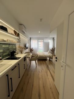 Geri Harmony Home6