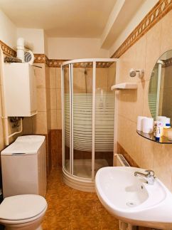 Mini Apartman3