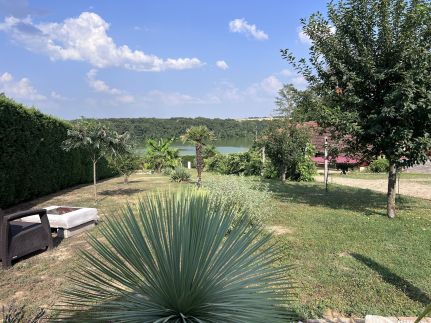 Deseda Bungaló23